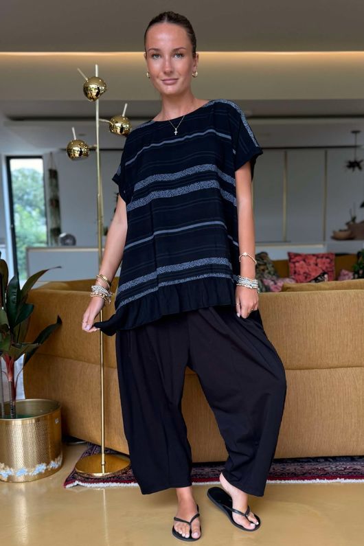 Made in Italy Linear Frill Top Black /25 =